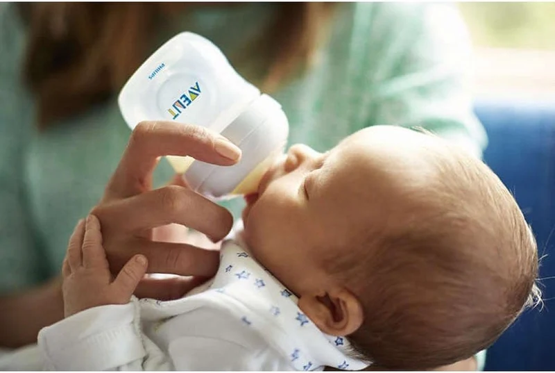 Philips Avent Natural babyfles ‚SCF030/17 babyfles (0m+) voor langzame toevoer - Wit