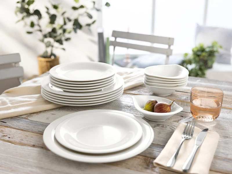 vivo V & B Group Essential White Dinner-Set 18tlg