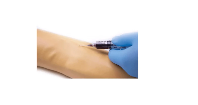 Trainingsarm für intravenöse Injektion