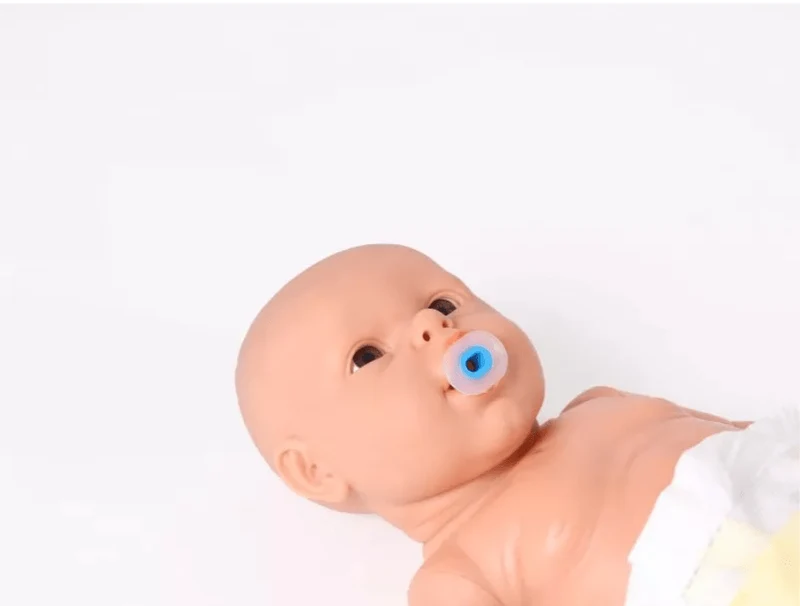 ÜbungsbaÜbungsbaby "Nick" für die Pflegeausbildung