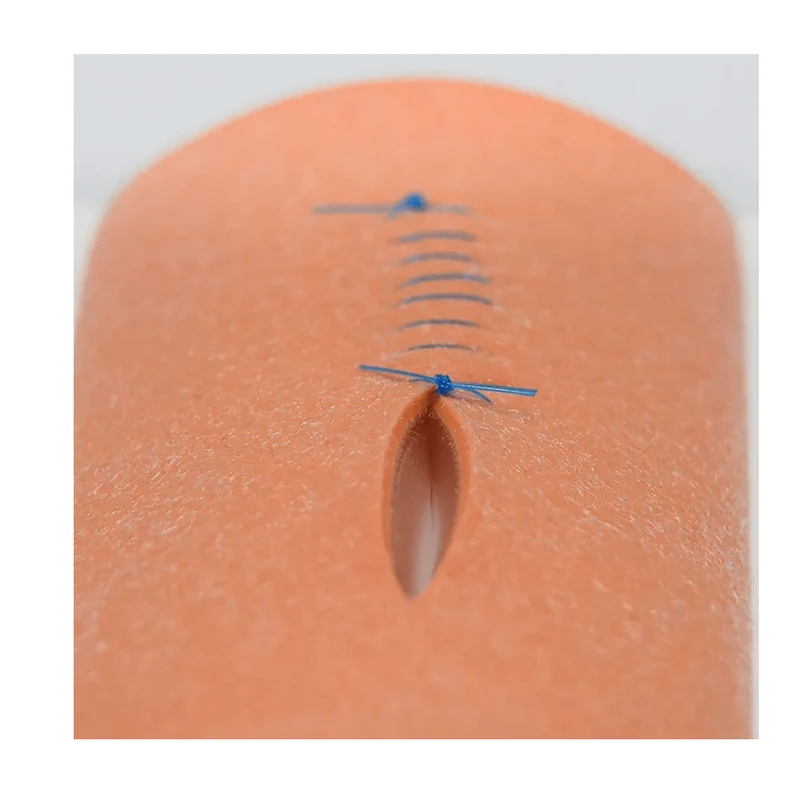 3-lagiges RealSuture Nahttrainingsset ohne Gefäße hellhäutig