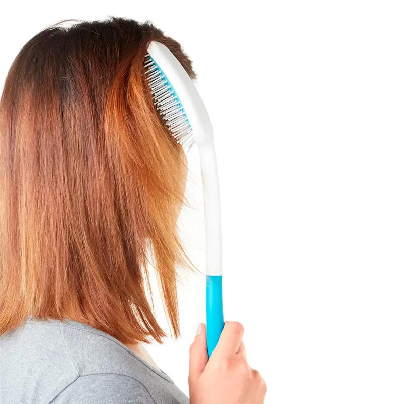 Haarbürste mit langem Stiel