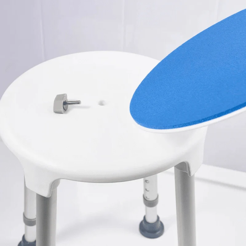 Badehocker mit Drehscheibe