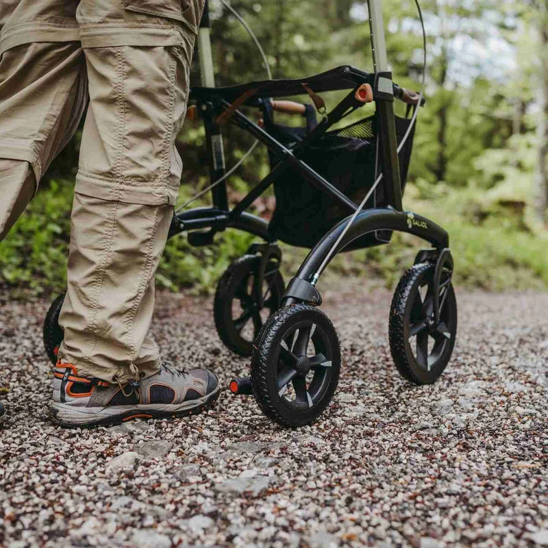 Saljol Allround Rollator AR62 Leichtgewicht mit Vollausstattung - (HMV: 10.50.04.1261) / Sitzhöhe 62 cm