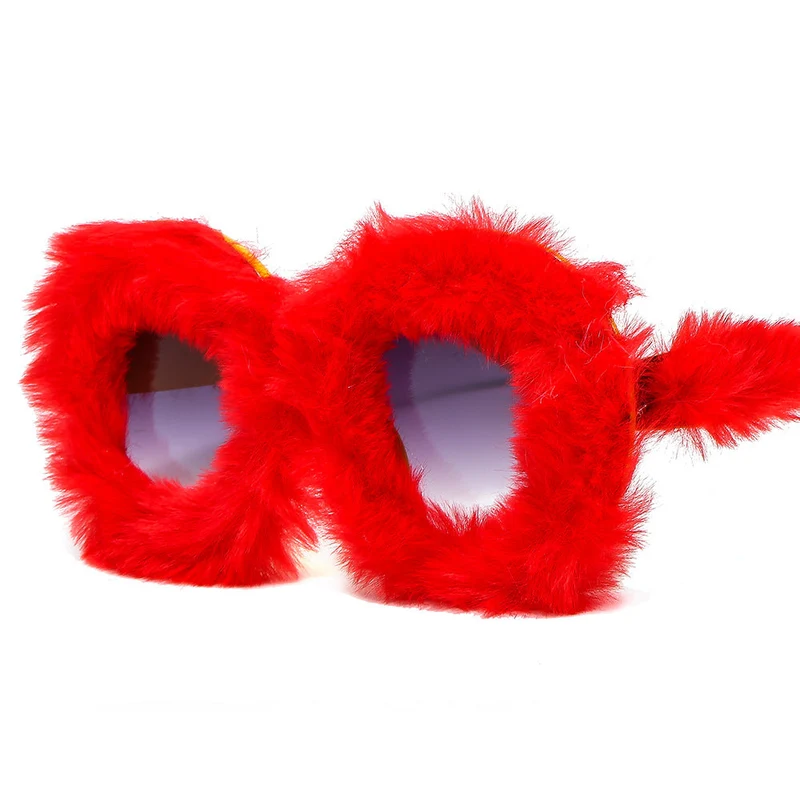 Damen auffällige übergroße Sonnenbrille mit einzigartigem Fell-Akzent von Bowlift