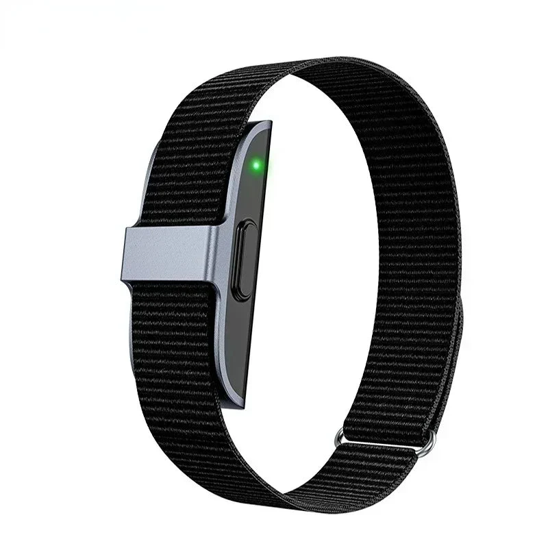 WellnessTracker | Fitness-Armband mit Schrittzähler