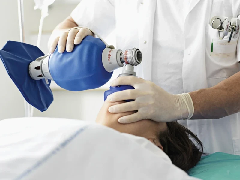 AMBU Mark IV Beademingspomp - Volwassenen