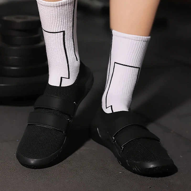 IRONSTANCE SCHUHE – Flache Trainingsschuhe für Kniebeugen, Kreuzheben & Stabilität im Fitnessstudio