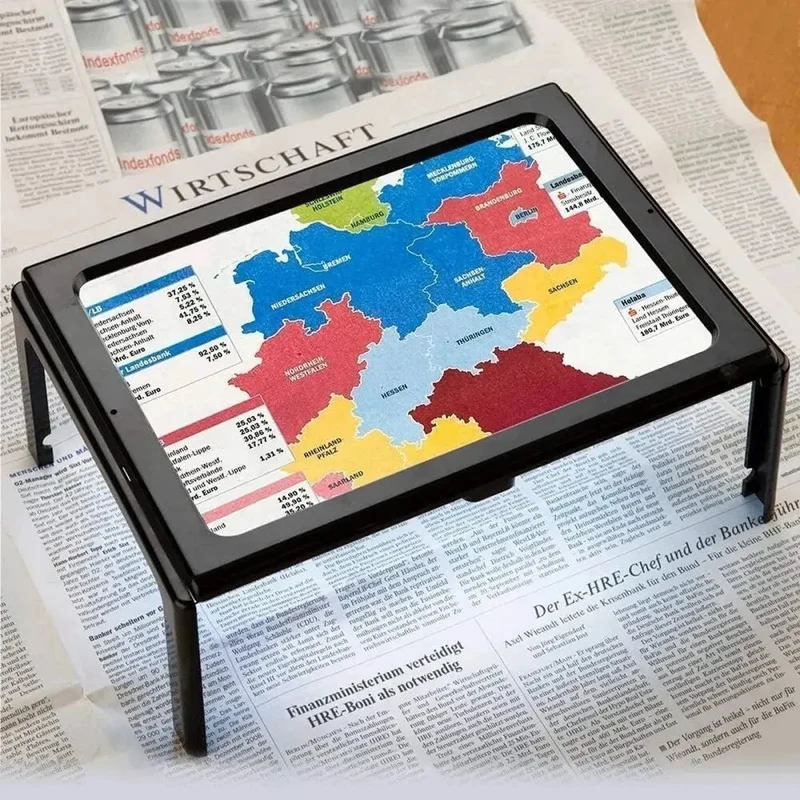 PAGEVIEW - Faltlupe mit 3-facher Vergrößerung und LED-Licht, entworfen für klare und komfortable Leseunterstützung