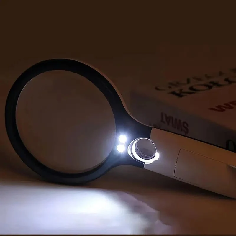 DETAILVIEW - 45x Handlupe mit LED-Licht, entwickelt für präzises Lesen und detaillierte Inspektion