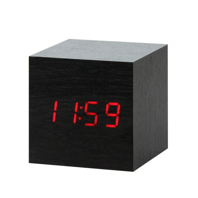 Minimalistischer Digitaler LED-Wecker mit Sprachsteuerung