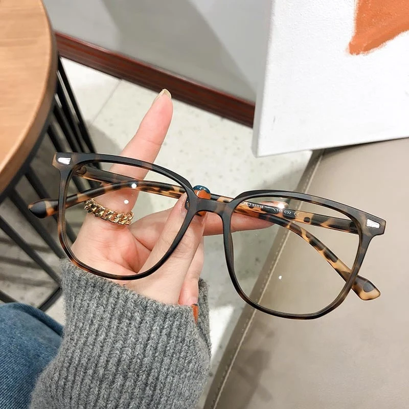 Kurzsichtige Dioptrienbrille mit Blaulichtfilter - FocusFrame
