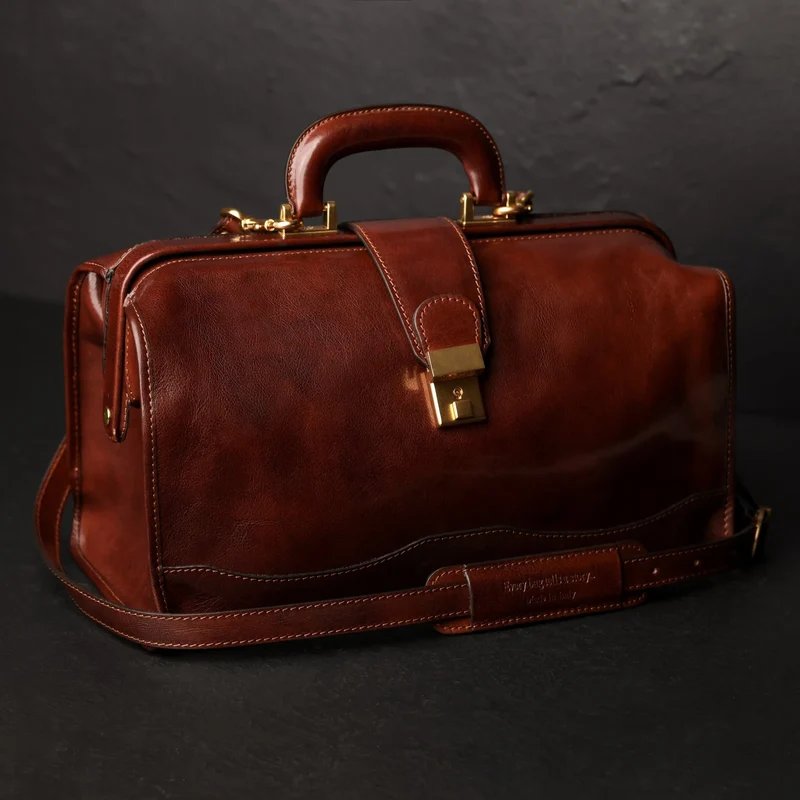 TIME Resistance Dokterstas David Copperfield Bruin