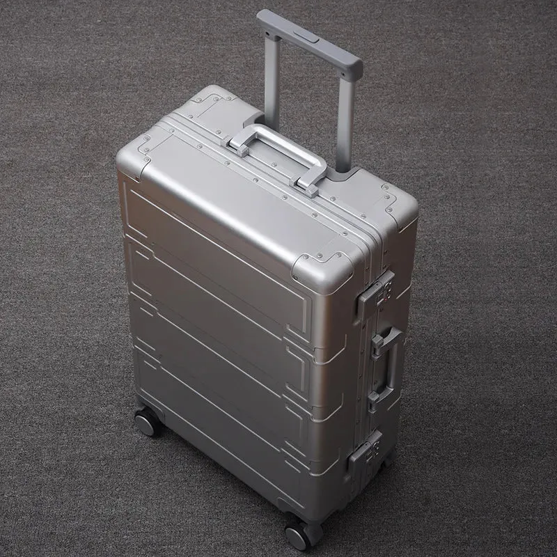 Hartschalenkoffer aus Vollaluminium – Pristina