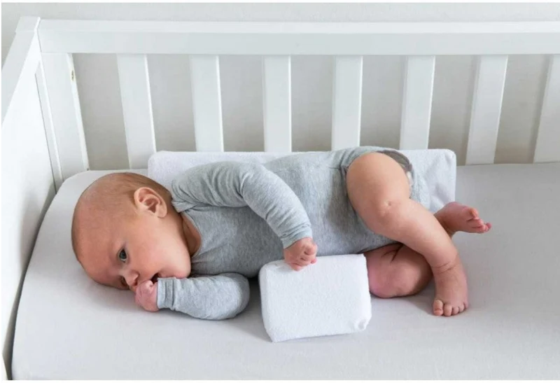 Antirutschverstellbares Baby-Kissen – Cudlo