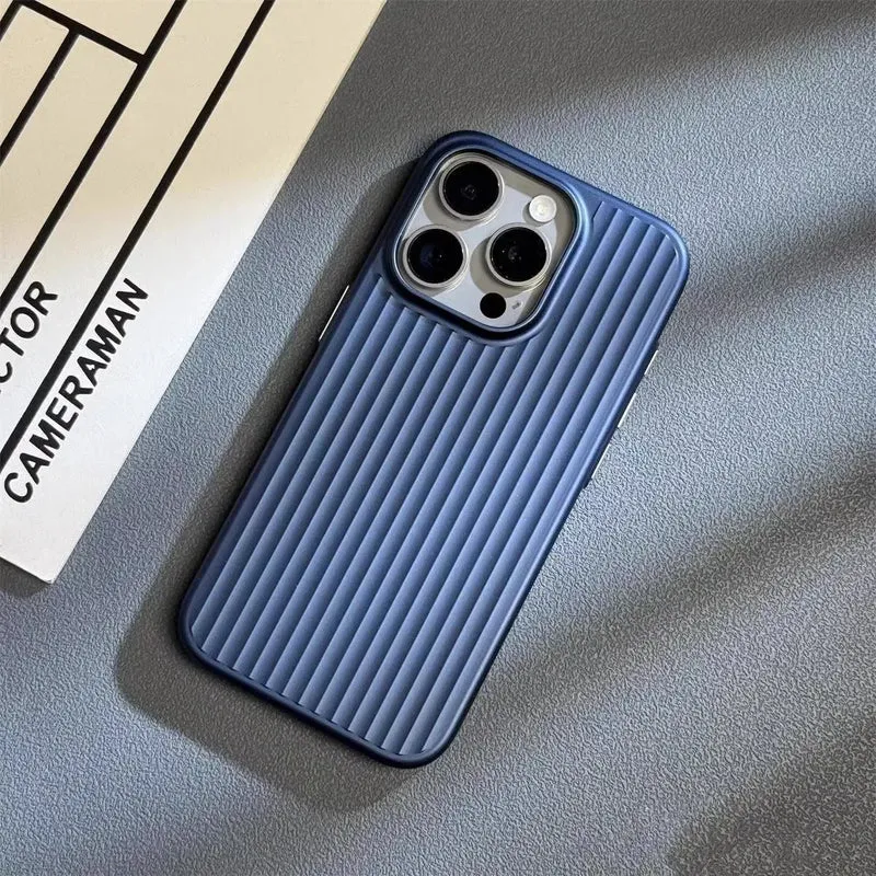 iPhone Hülle mit Rillenstruktur – Schlanke Schutzhülle mit Kamera- und Kratzschutz