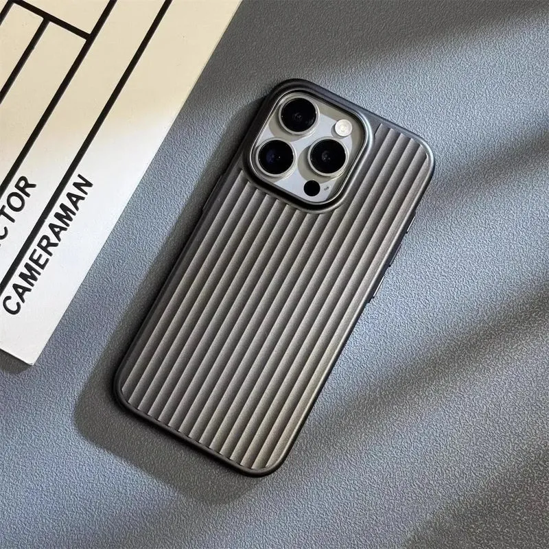 iPhone Hülle mit Rillenstruktur – Schlanke Schutzhülle mit Kamera- und Kratzschutz