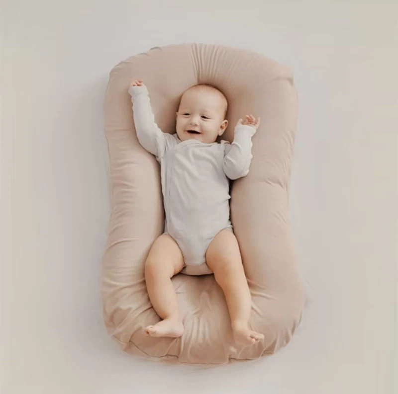 Vielseitiges orthopädisches Baby-Kissen – Weiche & atmungsaktive Unterstützung