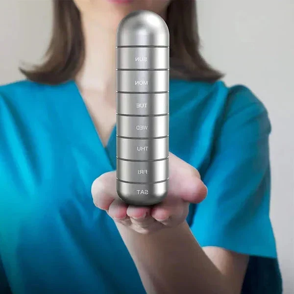 MediVault | Sicherer Aluminium Pillenbehälter für Reisen
