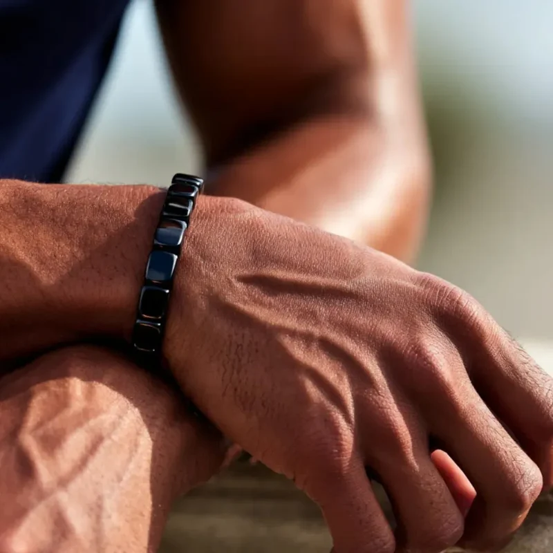 Hämatit-Armband für Herren – Eleganz, Stärke & Stilvolle Energie