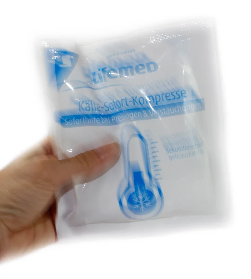 Lifemed Kälte-Sofort-Kompresse 13 cm x 15 cm weiß Größe S