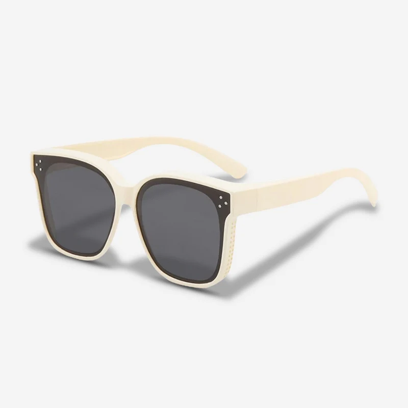 ClipShades | Stilvolle Überzieh-Sonnenbrillen für Brillenträger